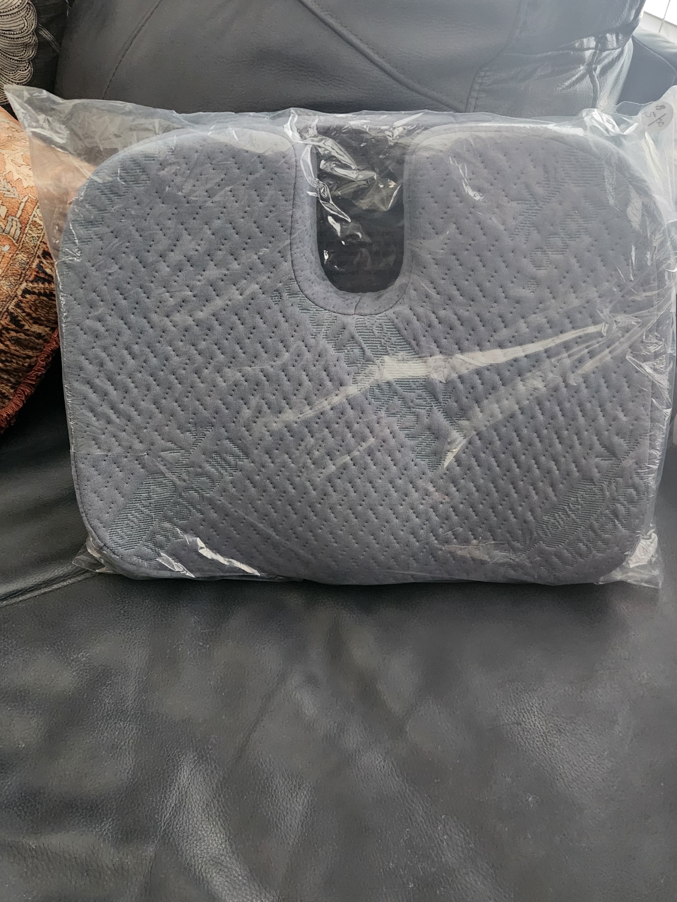 Nwt Miracle Bamboo Cushion By Ontelcomfort Seat Cushion Everlasting